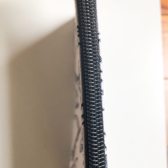 𝅺Zippered Pencil Case or Storage Pouch in Animal Cartoon Print - Picture 5 of 6